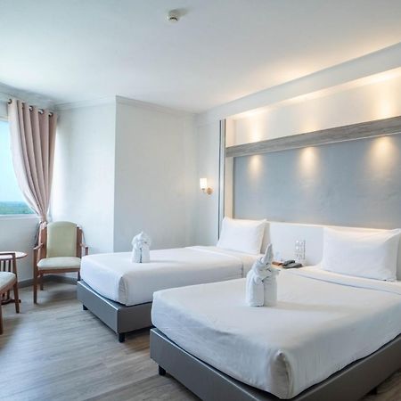 Thong Tarin Hotel Сурін Екстер'єр фото
