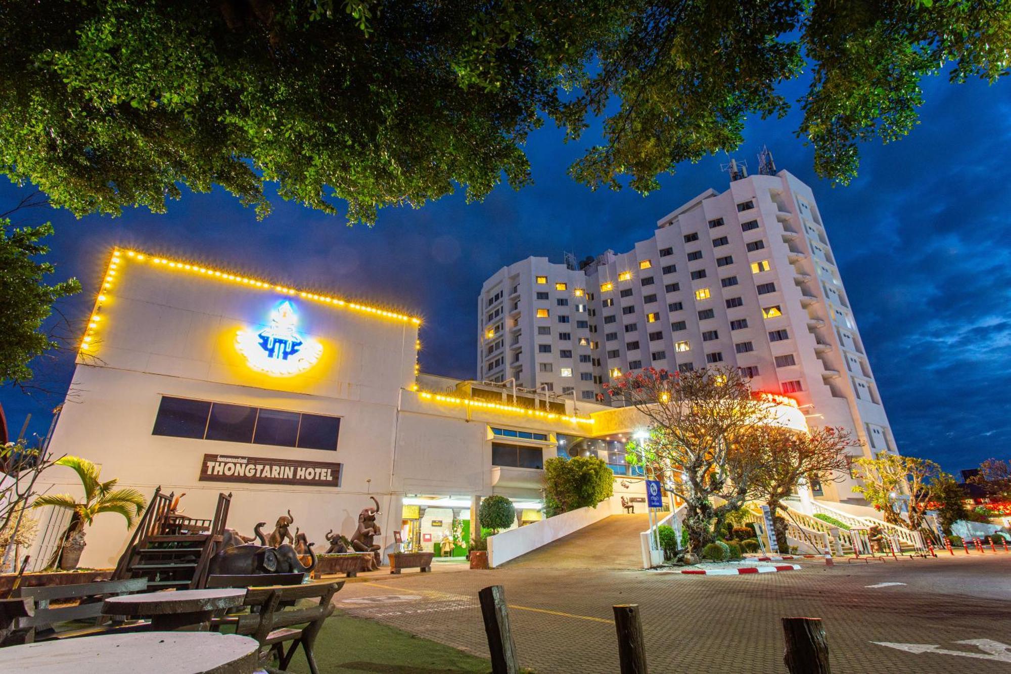 Thong Tarin Hotel Сурін Екстер'єр фото