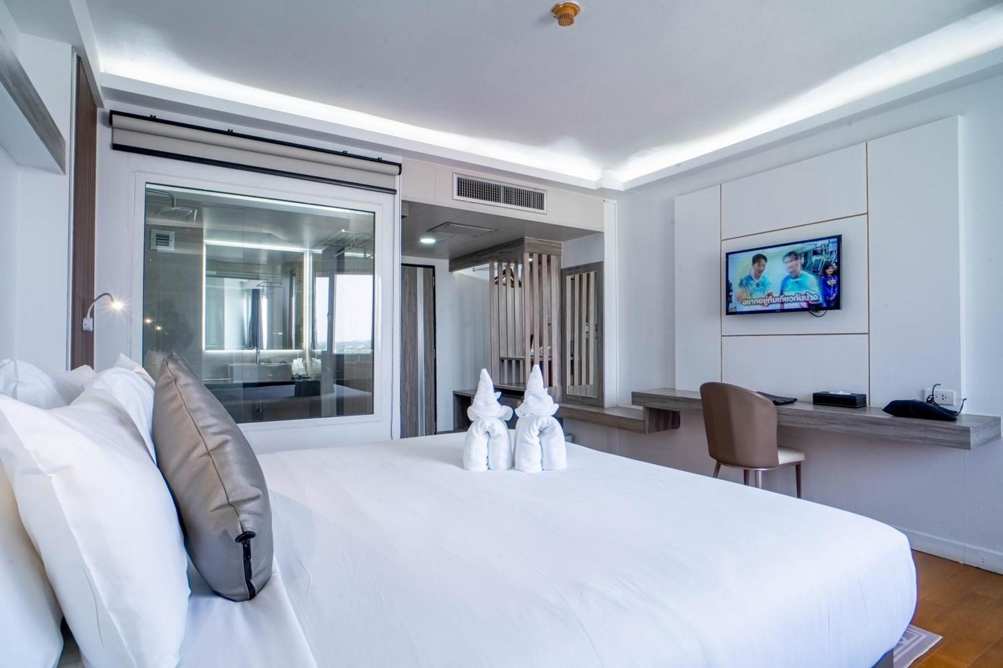 Thong Tarin Hotel Сурін Екстер'єр фото