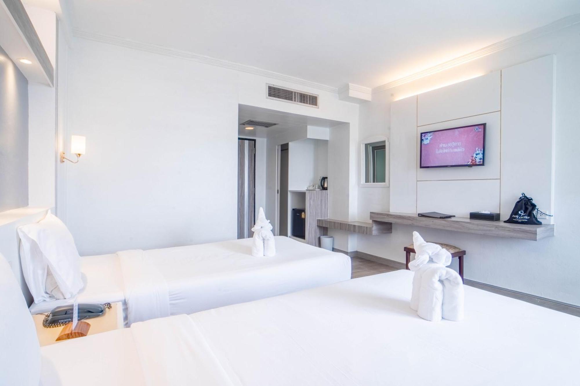 Thong Tarin Hotel Сурін Екстер'єр фото