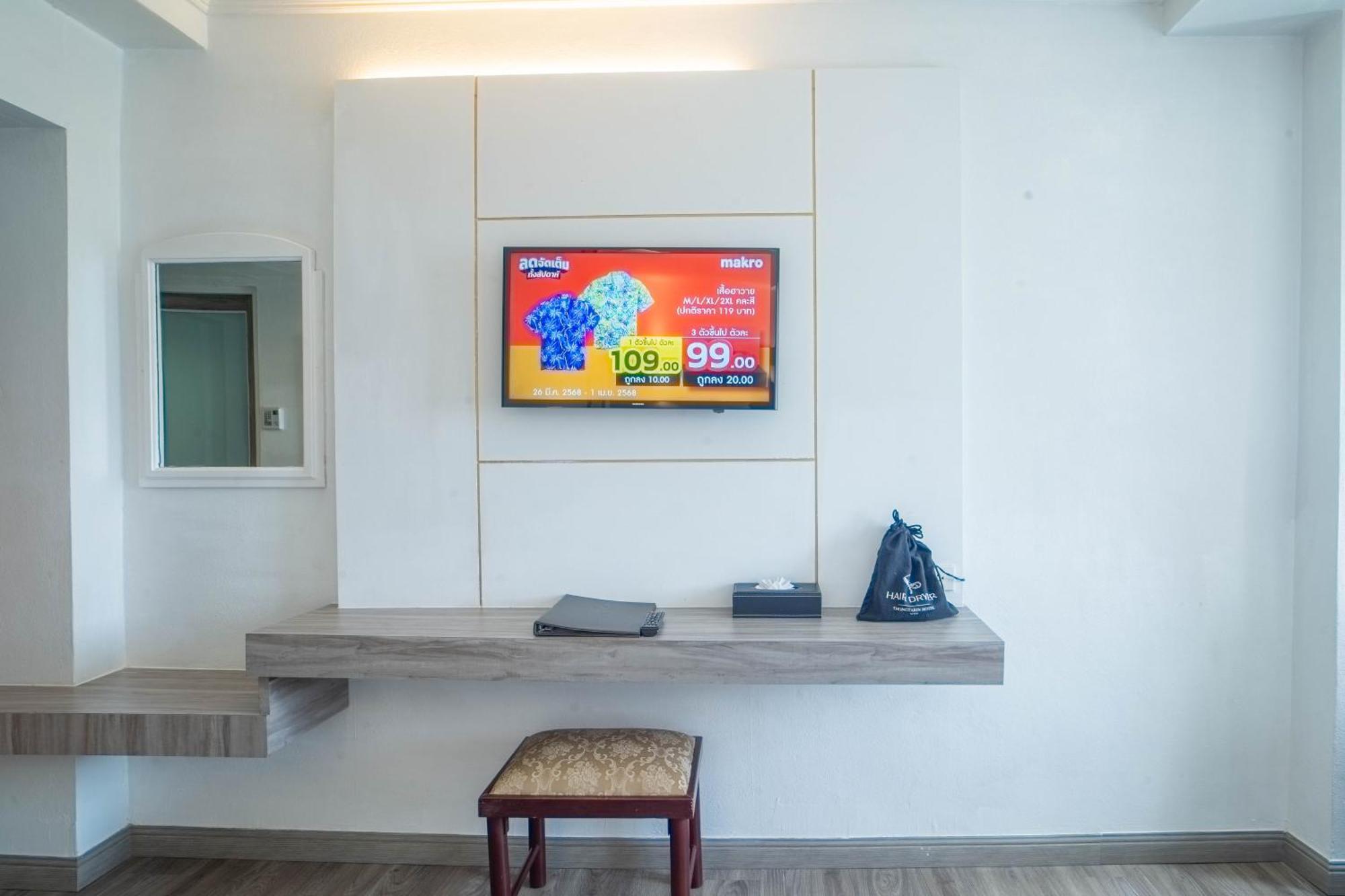 Thong Tarin Hotel Сурін Екстер'єр фото